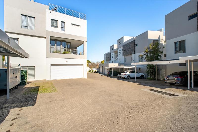 3 Bedroom Property for Sale in Bryanston Gauteng