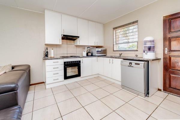 To Let 3 Bedroom Property for Rent in Wilgeheuwel Gauteng