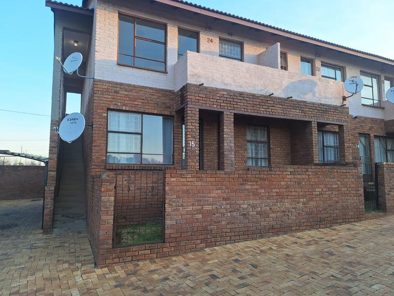 2 Bedroom Property for Sale in Florida Gauteng