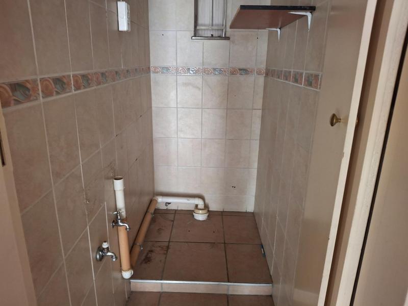 To Let 2 Bedroom Property for Rent in Illovo Gauteng