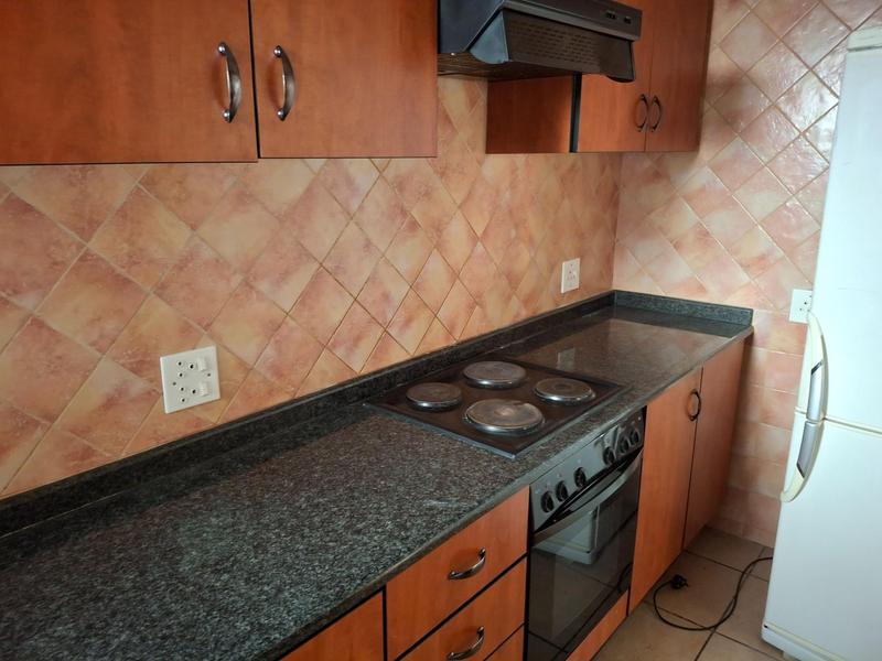 To Let 2 Bedroom Property for Rent in Illovo Gauteng