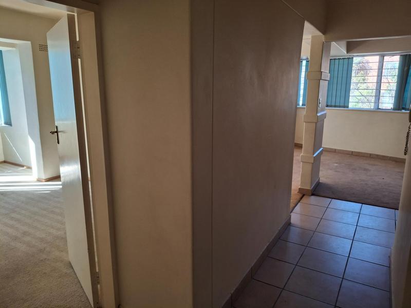 To Let 2 Bedroom Property for Rent in Illovo Gauteng