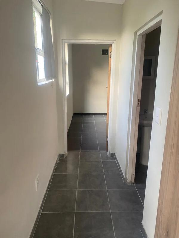 To Let 1 Bedroom Property for Rent in Lombardy East Gauteng
