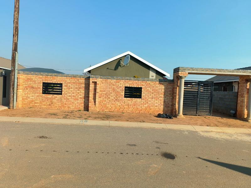 To Let 2 Bedroom Property for Rent in Savanna City Gauteng