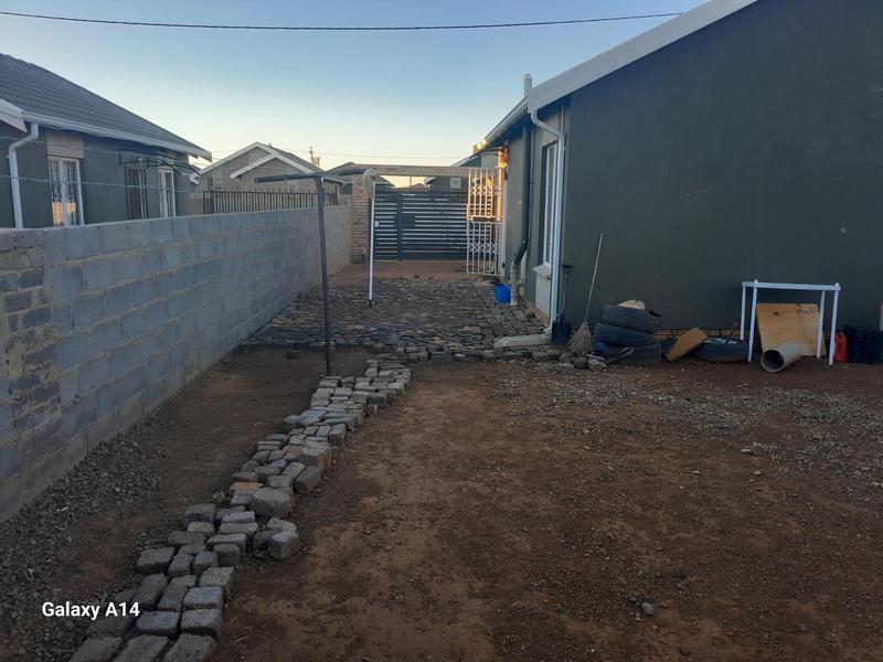 To Let 2 Bedroom Property for Rent in Savanna City Gauteng