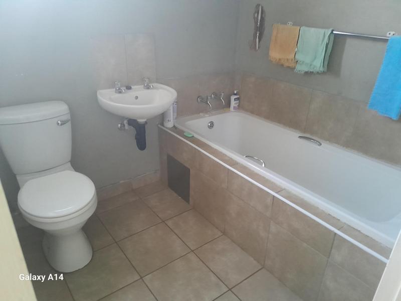 To Let 2 Bedroom Property for Rent in Savanna City Gauteng