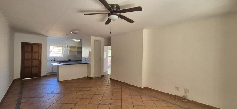To Let 2 Bedroom Property for Rent in Die Hoewes Gauteng