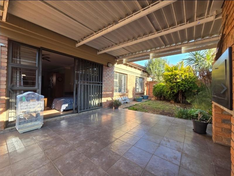 3 Bedroom Property for Sale in New Market Gauteng