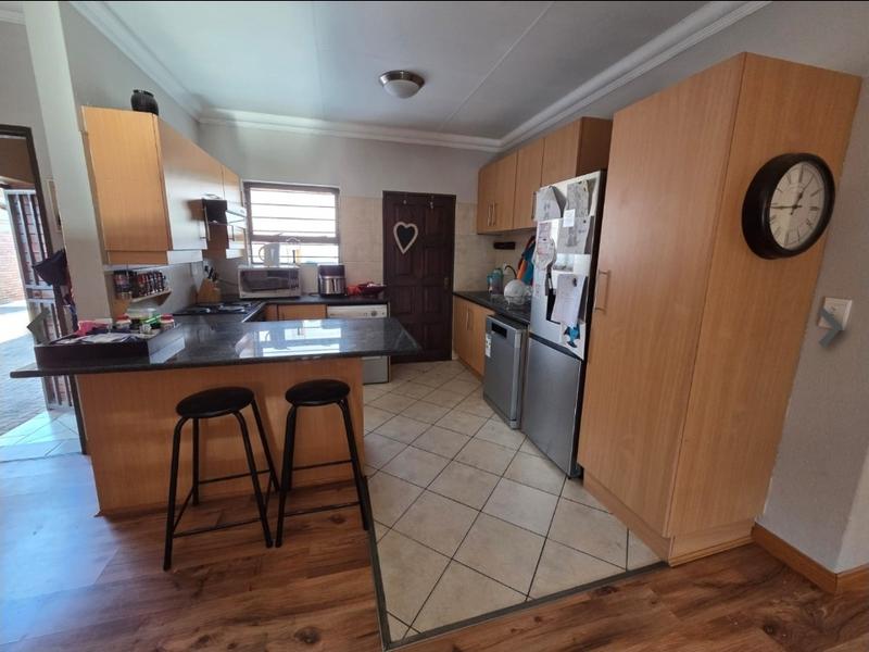 3 Bedroom Property for Sale in New Market Gauteng