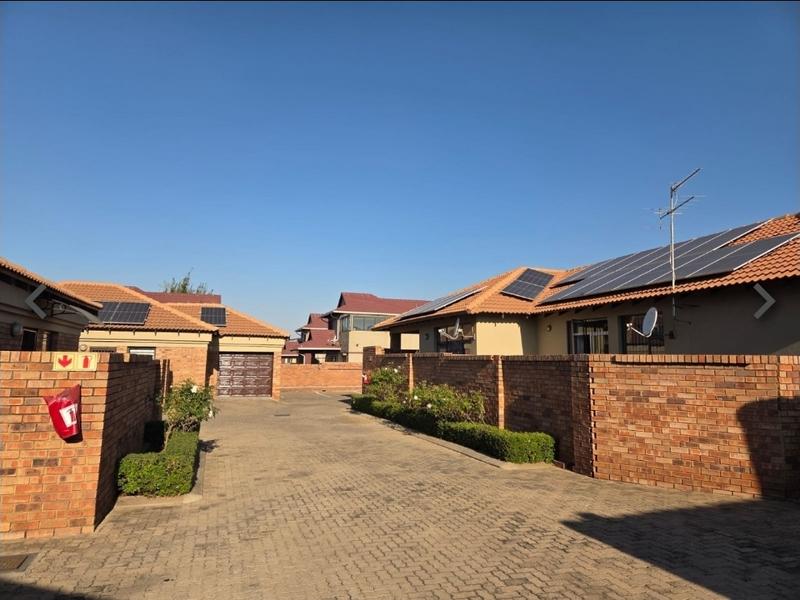 3 Bedroom Property for Sale in New Market Gauteng