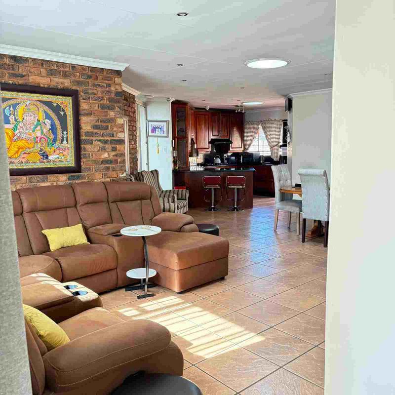 3 Bedroom Property for Sale in Wierda Park Gauteng