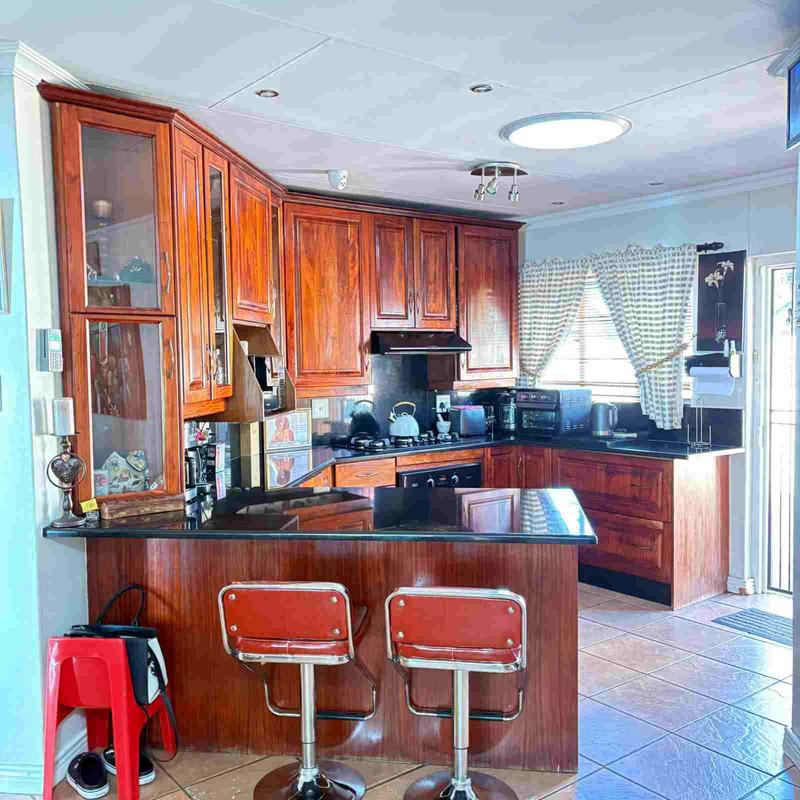 3 Bedroom Property for Sale in Wierda Park Gauteng