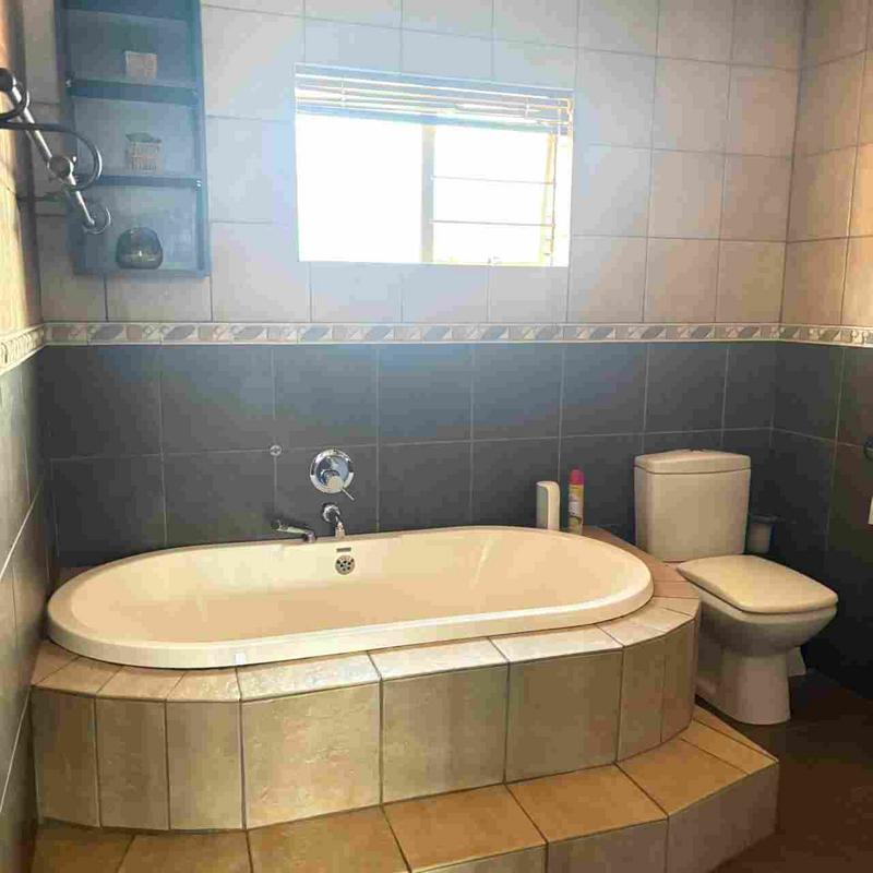 3 Bedroom Property for Sale in Wierda Park Gauteng