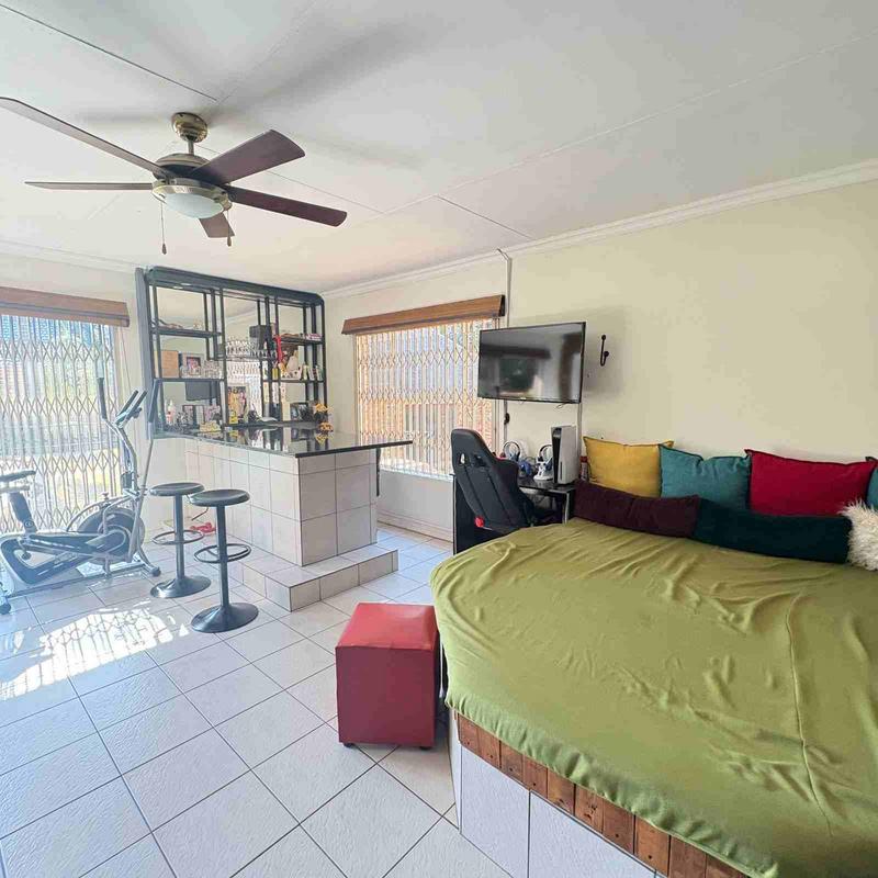 3 Bedroom Property for Sale in Wierda Park Gauteng