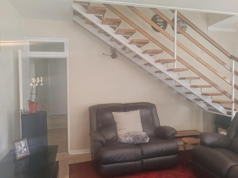 To Let 3 Bedroom Property for Rent in Sandringham Gauteng