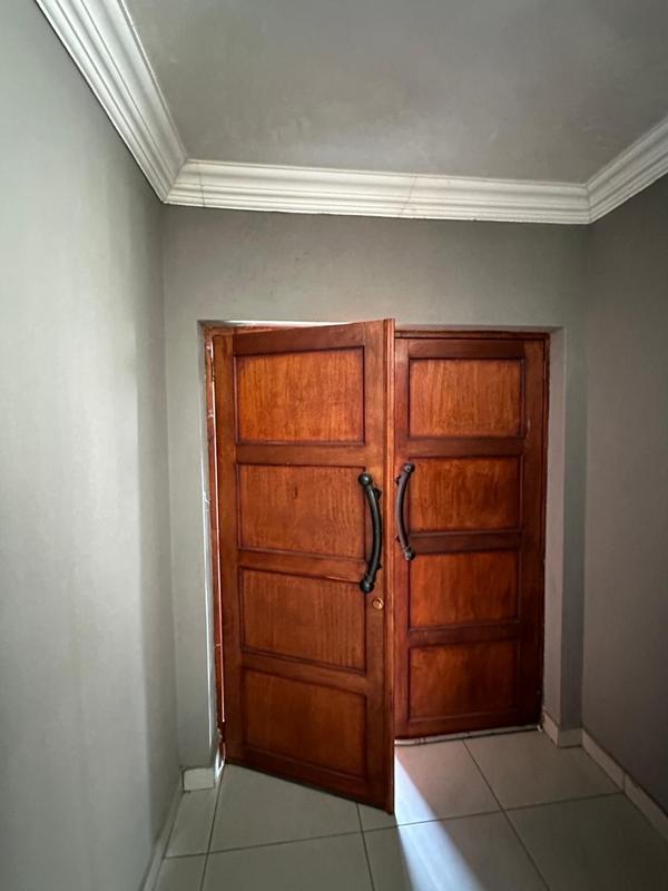 3 Bedroom Property for Sale in The Orchards Gauteng