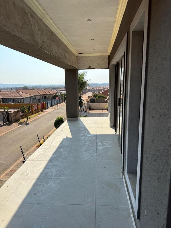 3 Bedroom Property for Sale in The Orchards Gauteng