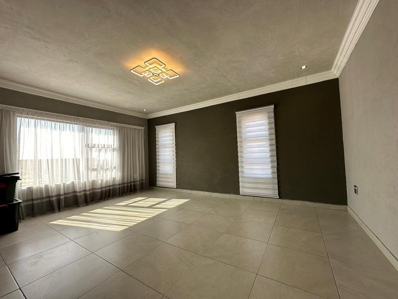 3 Bedroom Property for Sale in The Orchards Gauteng