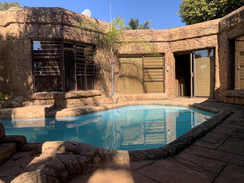 4 Bedroom Property for Sale in Sunward Park Gauteng