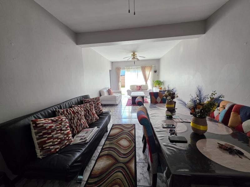 2 Bedroom Property for Sale in Cason Gauteng