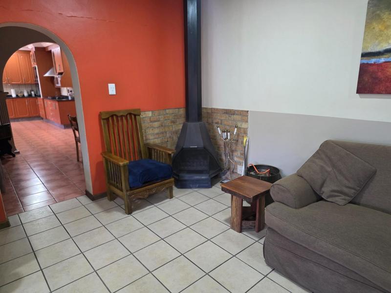 5 Bedroom Property for Sale in Libradene Gauteng