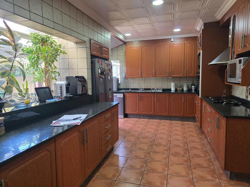 5 Bedroom Property for Sale in Libradene Gauteng