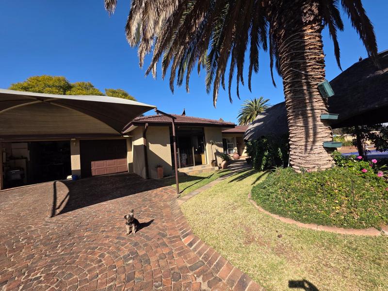 5 Bedroom Property for Sale in Libradene Gauteng