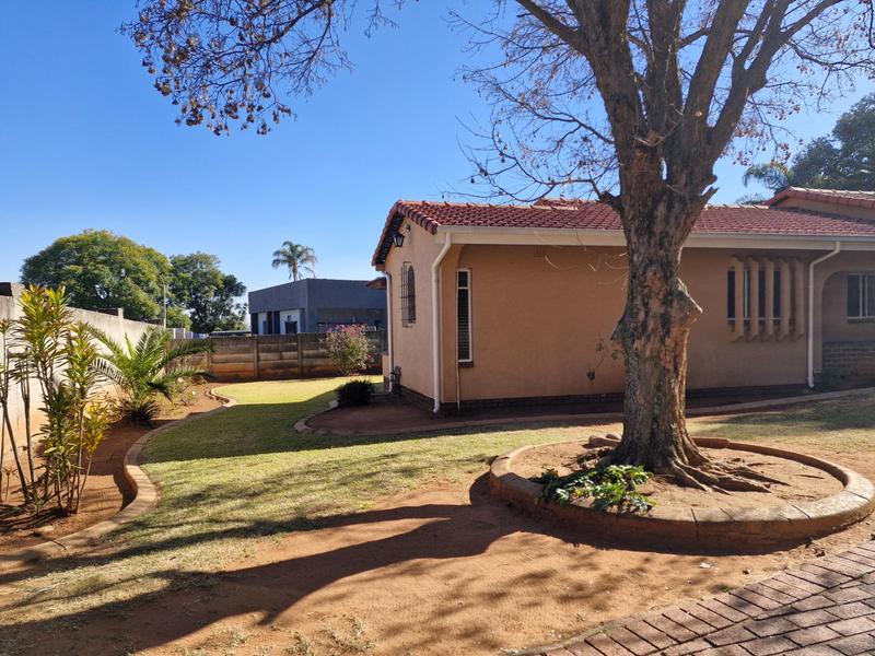 3 Bedroom Property for Sale in Birch Acres Gauteng