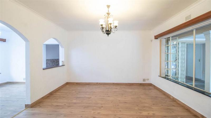 4 Bedroom Property for Sale in Van Riebeeck Park Gauteng