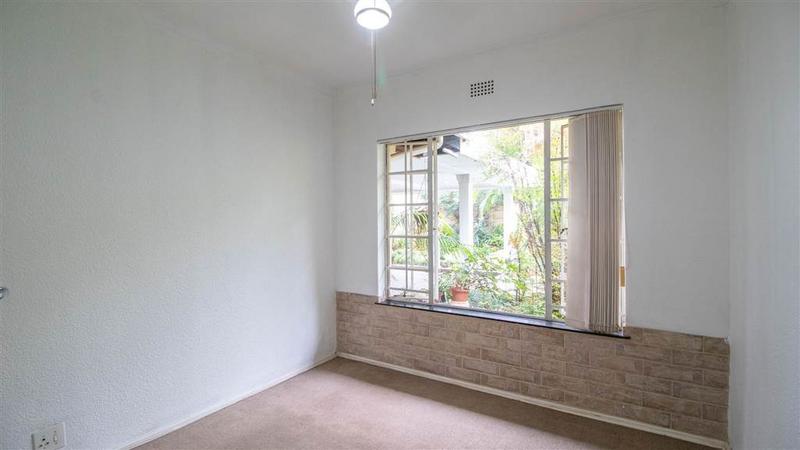 4 Bedroom Property for Sale in Van Riebeeck Park Gauteng