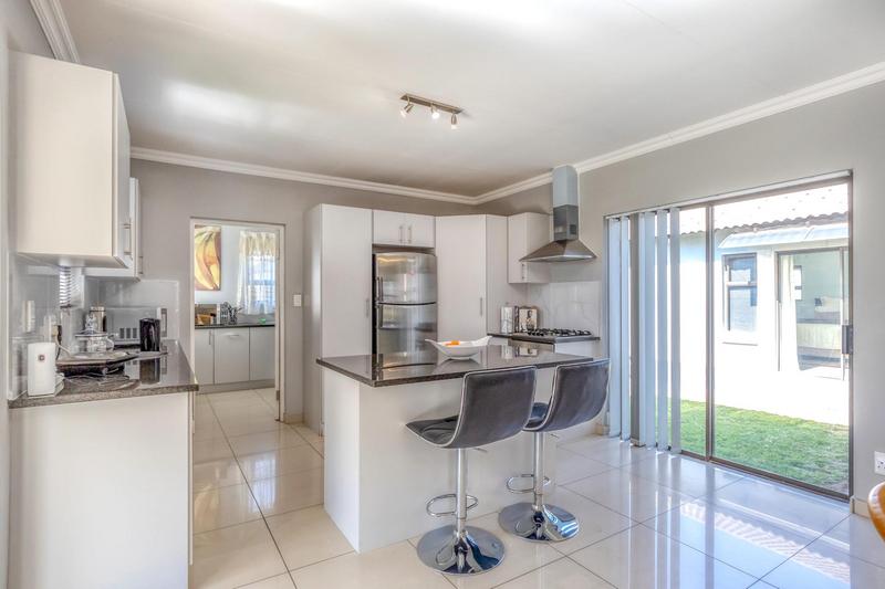 3 Bedroom Property for Sale in Country View Estate Gauteng
