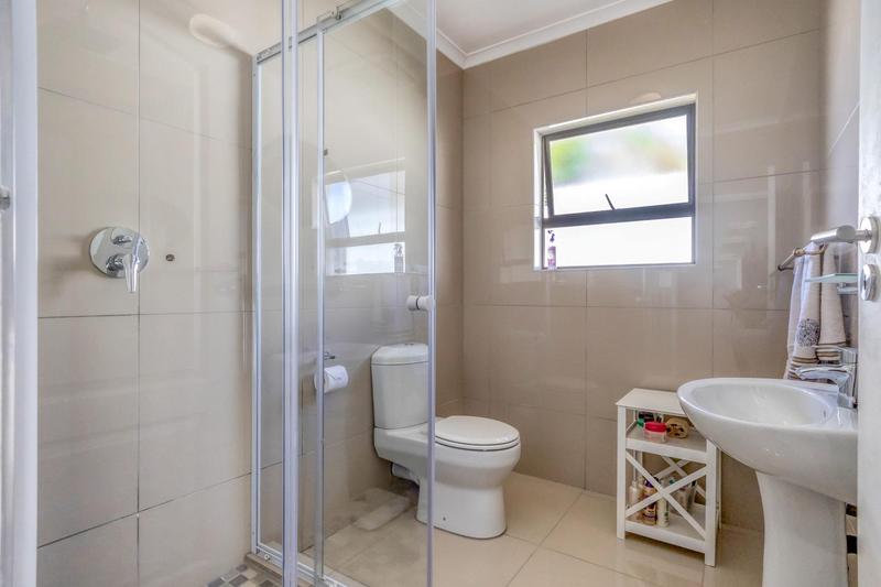3 Bedroom Property for Sale in Country View Estate Gauteng