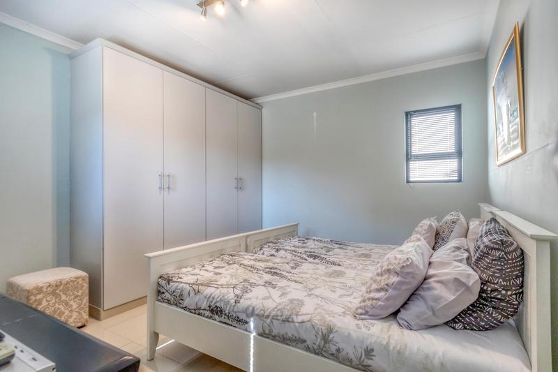 3 Bedroom Property for Sale in Country View Estate Gauteng