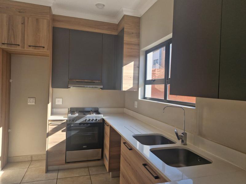 To Let 2 Bedroom Property for Rent in Six Fountains Residential Estate Gauteng