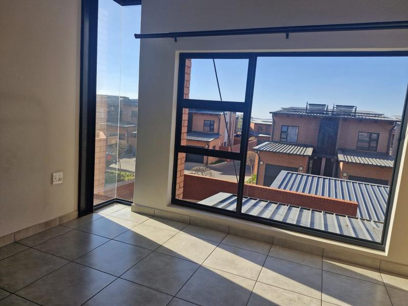To Let 2 Bedroom Property for Rent in Six Fountains Residential Estate Gauteng