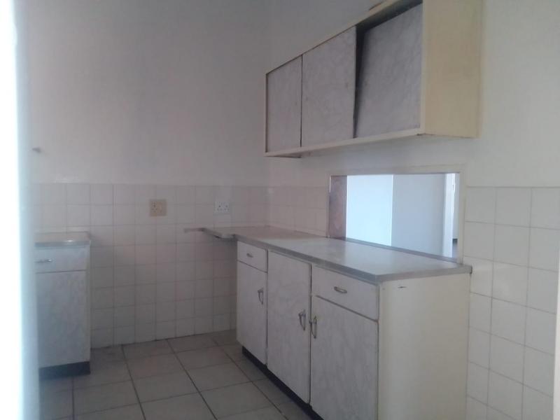 To Let 2 Bedroom Property for Rent in Florida Gauteng