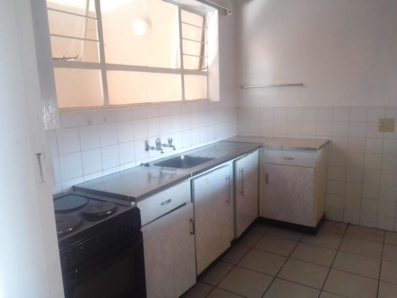 To Let 2 Bedroom Property for Rent in Florida Gauteng