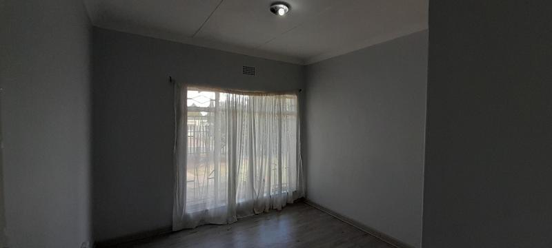 To Let 3 Bedroom Property for Rent in Mindalore Gauteng