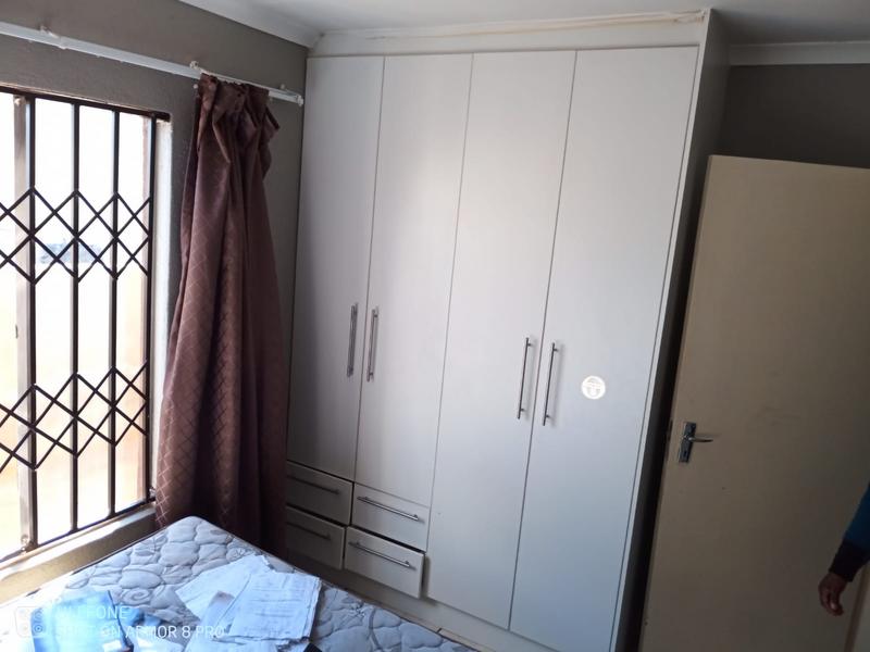 3 Bedroom Property for Sale in Windmill Park Gauteng