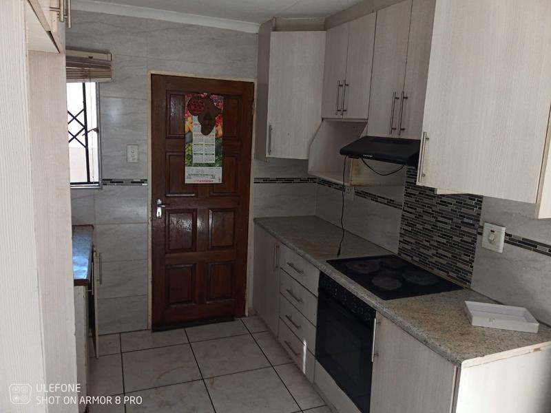 3 Bedroom Property for Sale in Windmill Park Gauteng