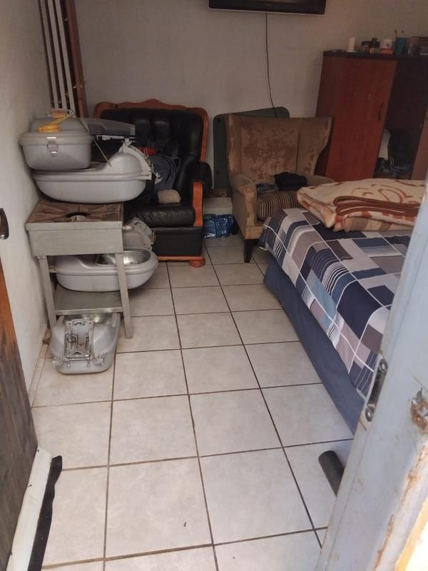 2 Bedroom Property for Sale in Katlehong South Gauteng