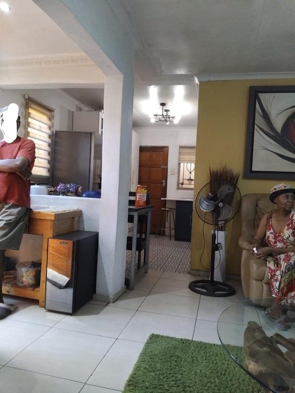 2 Bedroom Property for Sale in Katlehong South Gauteng