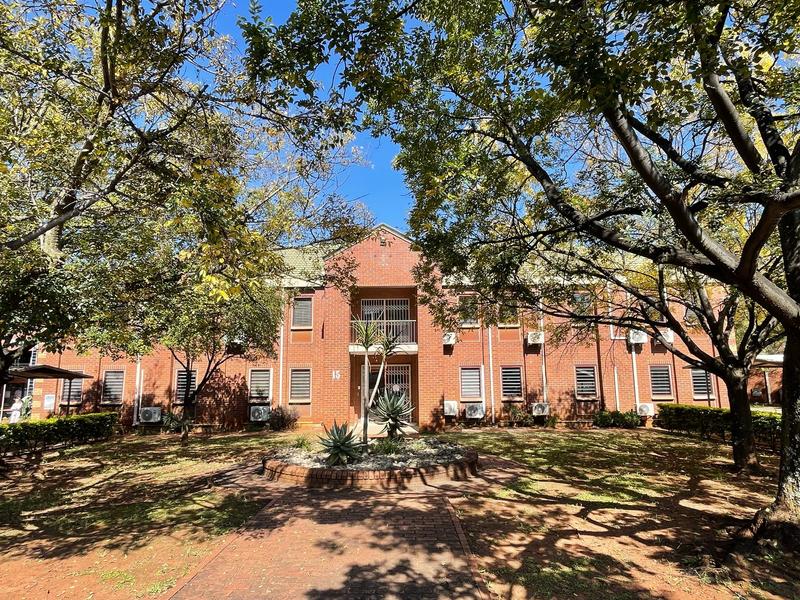 To Let commercial Property for Rent in Die Hoewes Gauteng