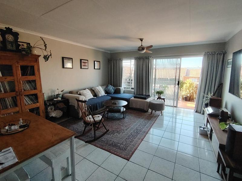 2 Bedroom Property for Sale in Zwartkop Gauteng