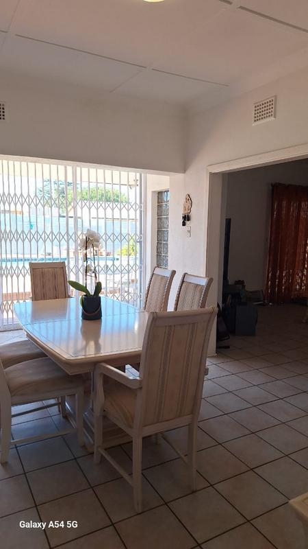 4 Bedroom Property for Sale in Discovery Gauteng