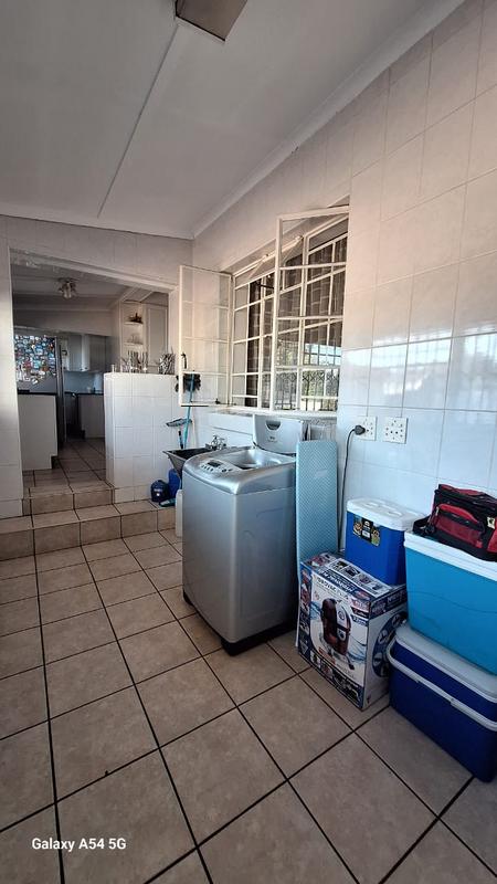 4 Bedroom Property for Sale in Discovery Gauteng