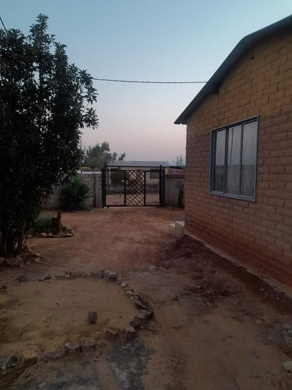 2 Bedroom Property for Sale in Mamelodi Gauteng