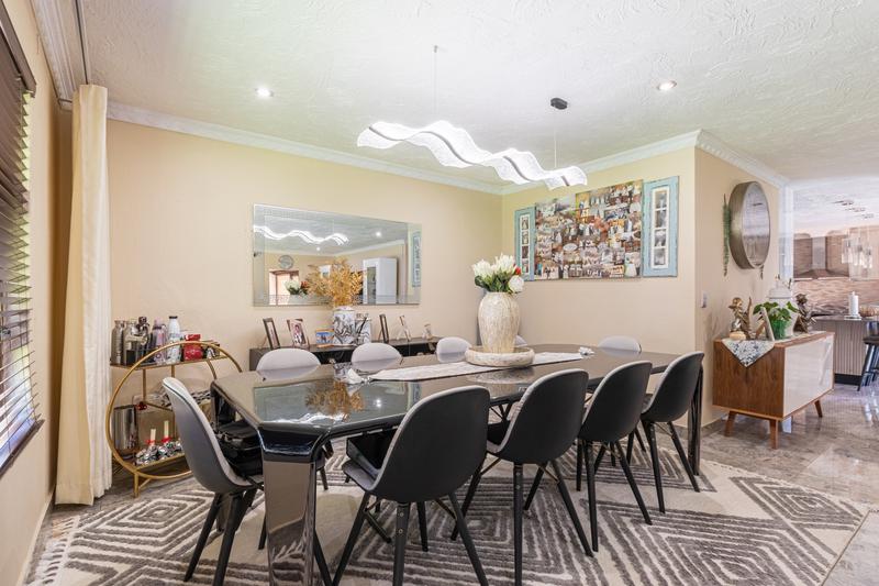 6 Bedroom Property for Sale in Poortview Gauteng