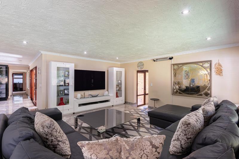6 Bedroom Property for Sale in Poortview Gauteng