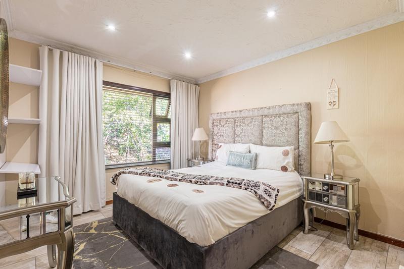 6 Bedroom Property for Sale in Poortview Gauteng